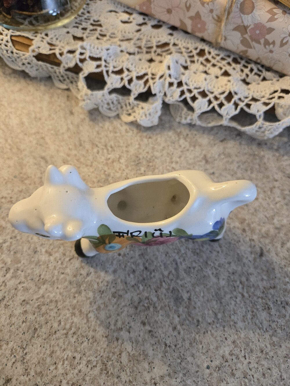 Vintage FRIÜL Ceramic Cow Creamer | Floral Hand Painted Farmhouse Cottagecore - Picture 3 of 8